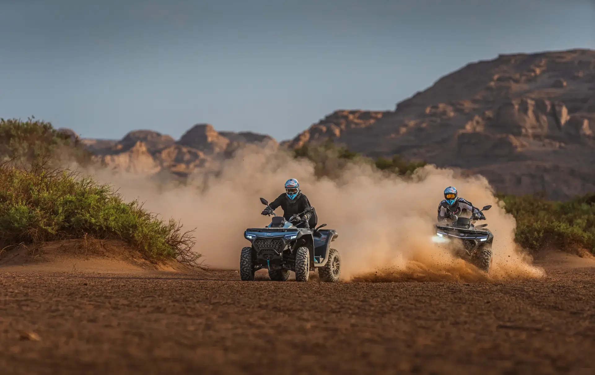 RPMOTOMAXCZ cforce 850 touring 1